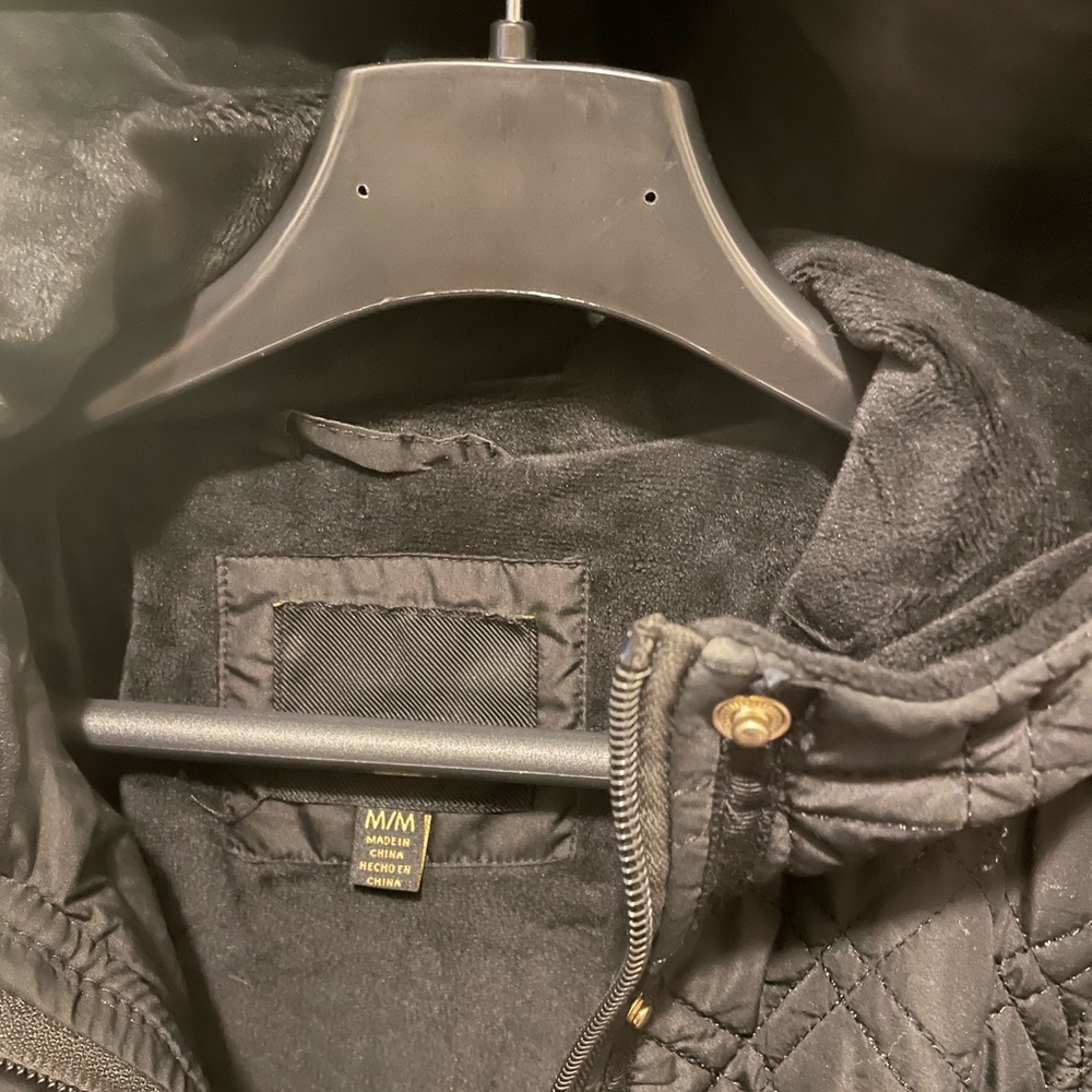 Great weather resistant mid-length jacket. - Picture 3 of 5